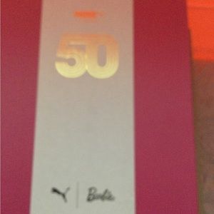 Size 9 - PUMA Suede Classic x Barbie Pink